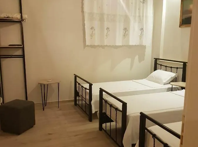 ゲストハウス Dimitri 3*