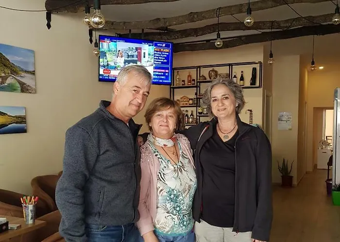 Dimitri ゲストハウス 3*